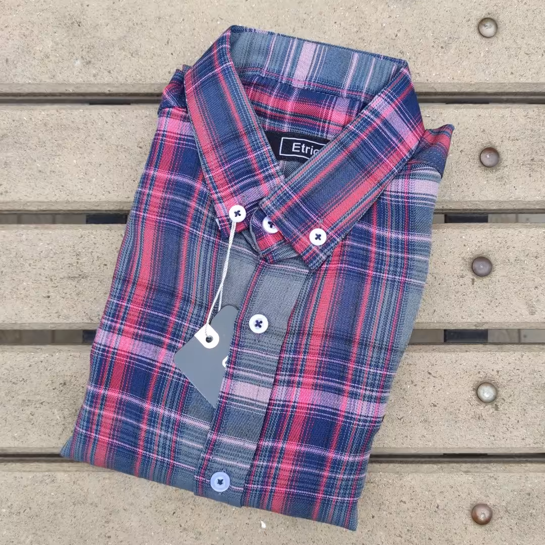 پیراهن مردانه آستین بلند چهارخانه طوسی صورتی سرمه‌ای