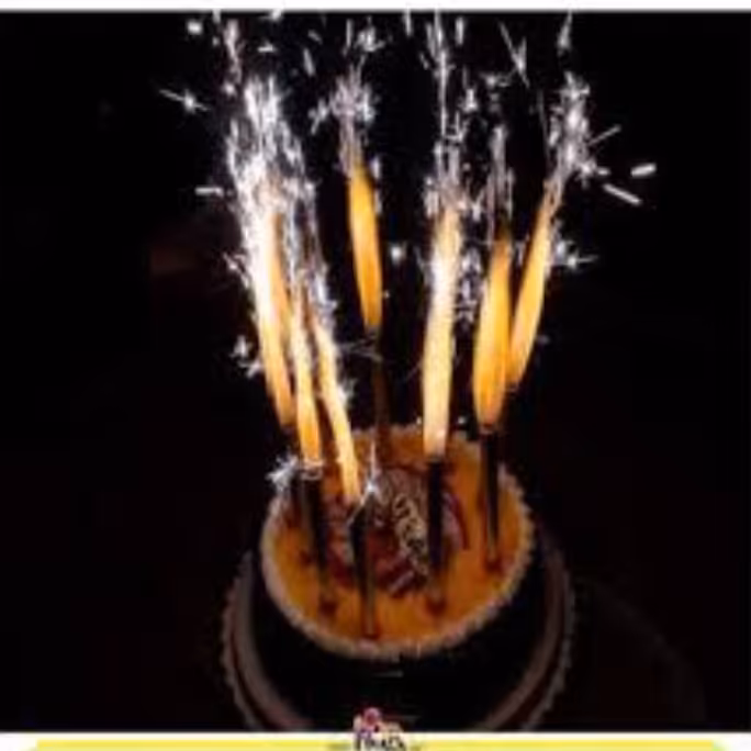 فشفشه تولد آبشاری رو کیکی 6عددی