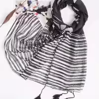 شال سفید و مشکی سوپر نخ