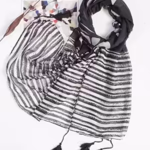 شال سفید و مشکی سوپر نخ