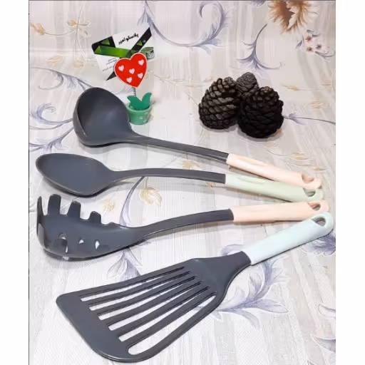 کفگیر و ملاقه