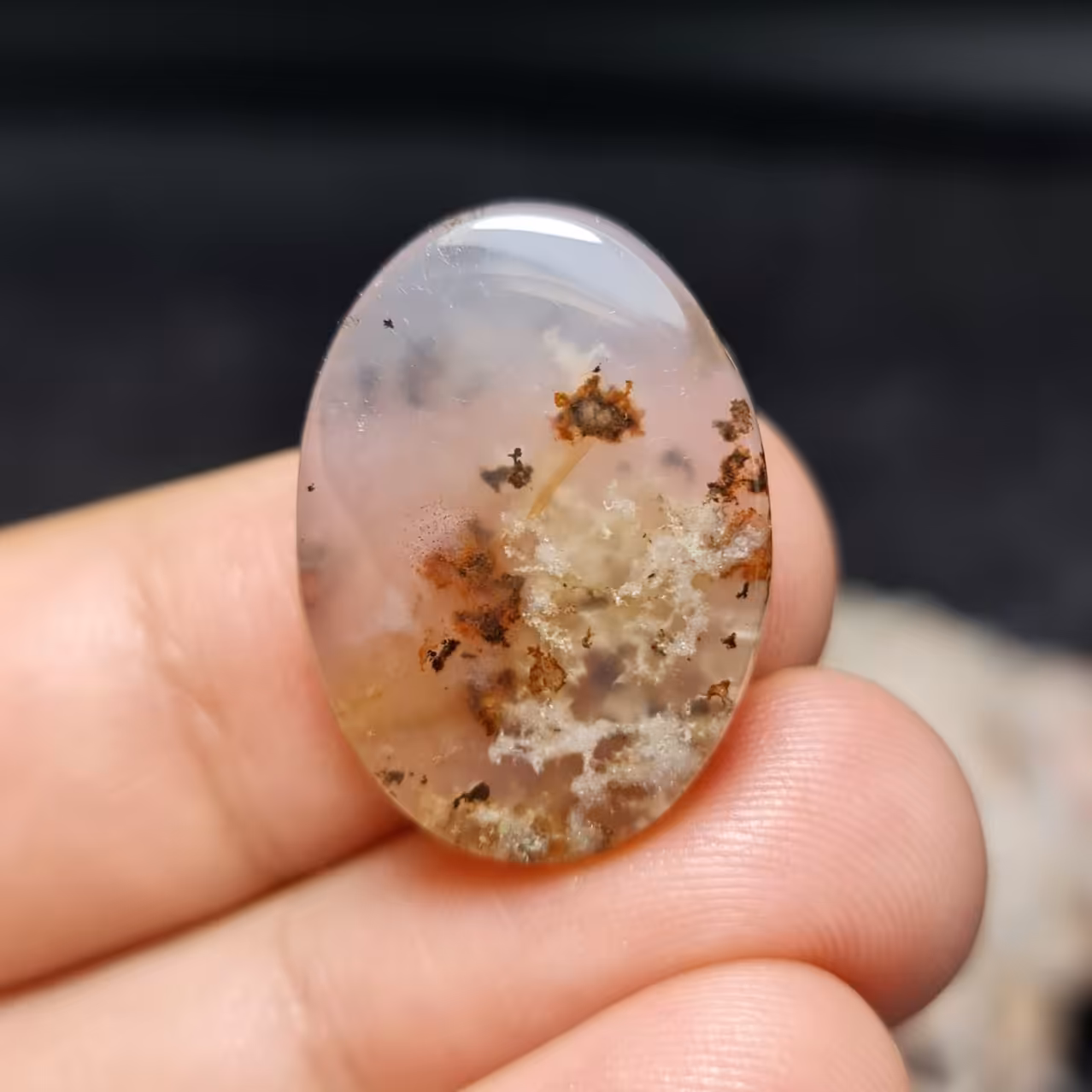  نگین  زیبای سنگ صد درصد طبیعی عقیق شجری بسیار خاص اصل خراسانی
کد 27135