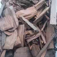 صندل سرخ 200گرمی برای بخور روی آتش