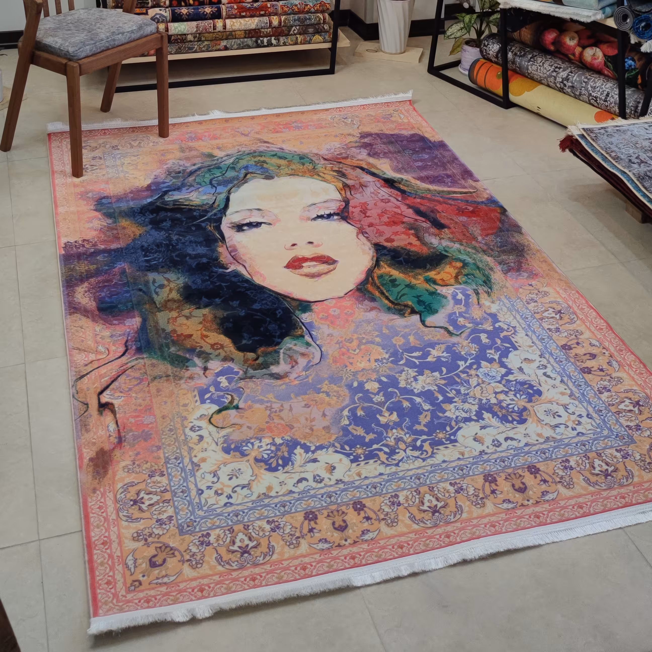 فرش طرح مدرن و فانتزی 700 شانه تراکم 3300، 1/5 در 2/25(4 متری)