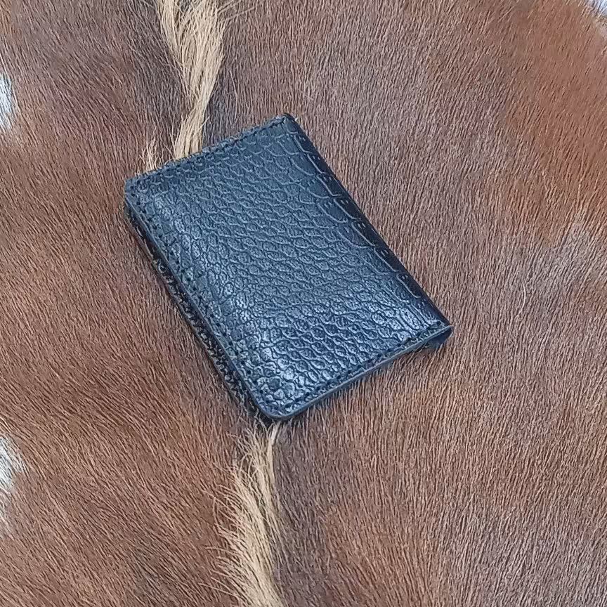 جاکارتی ساده و سبک کاملا جادار و در عین سادگی شیک^*^