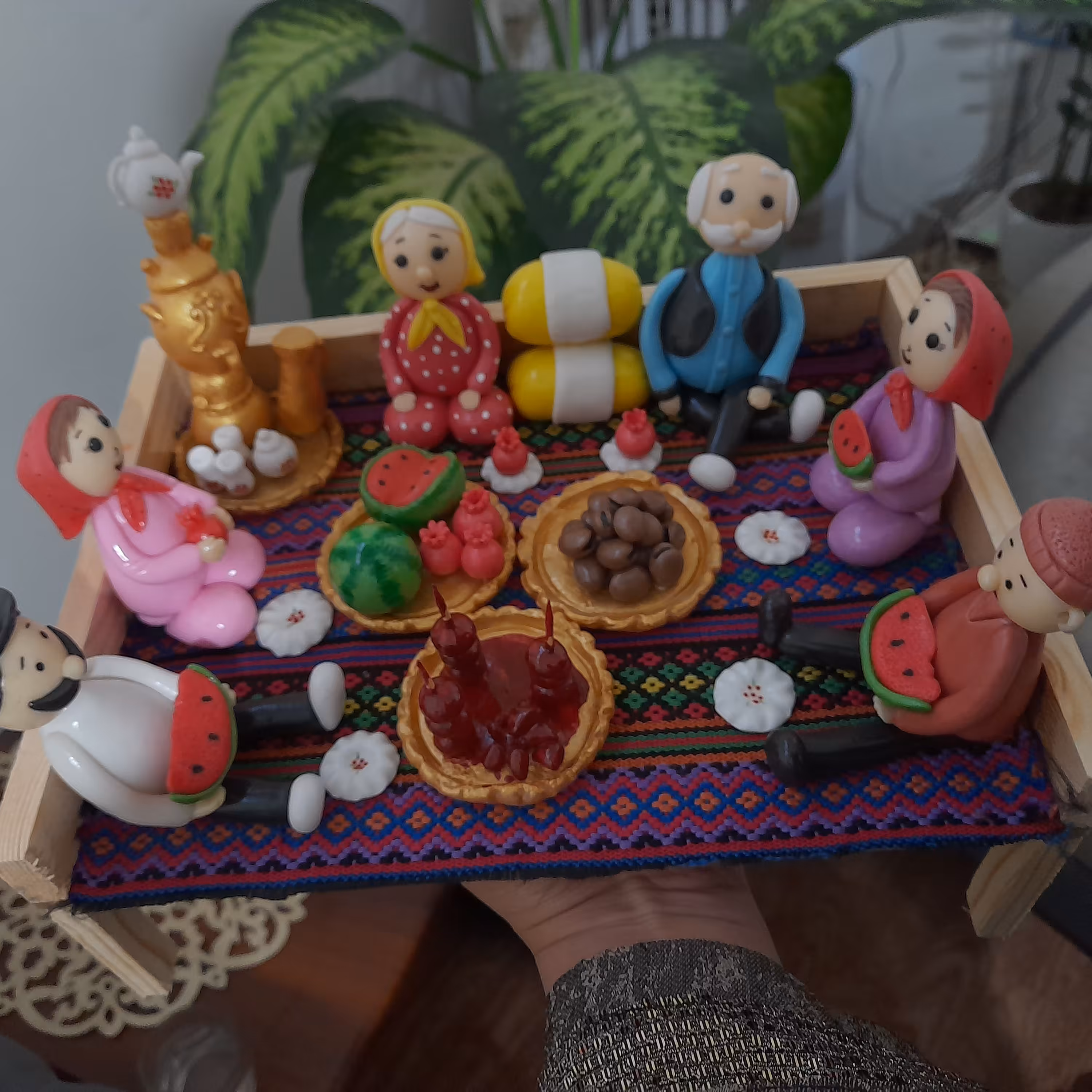 مجسمه دورهمی یلدایی تعداد مجسمه ها به دلخواه مشتری