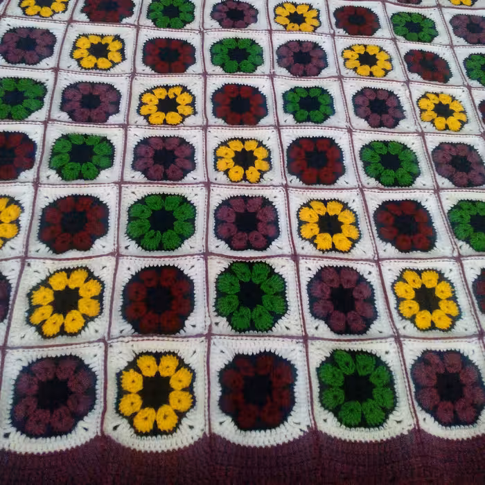 کاربرد پتو رومیزی رو مبلی بافت موتیف باقلا وکاملا