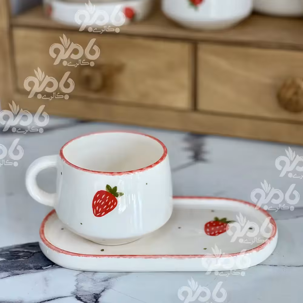 فنجان و زیره سرامیکی مخروطی توت فرنگی