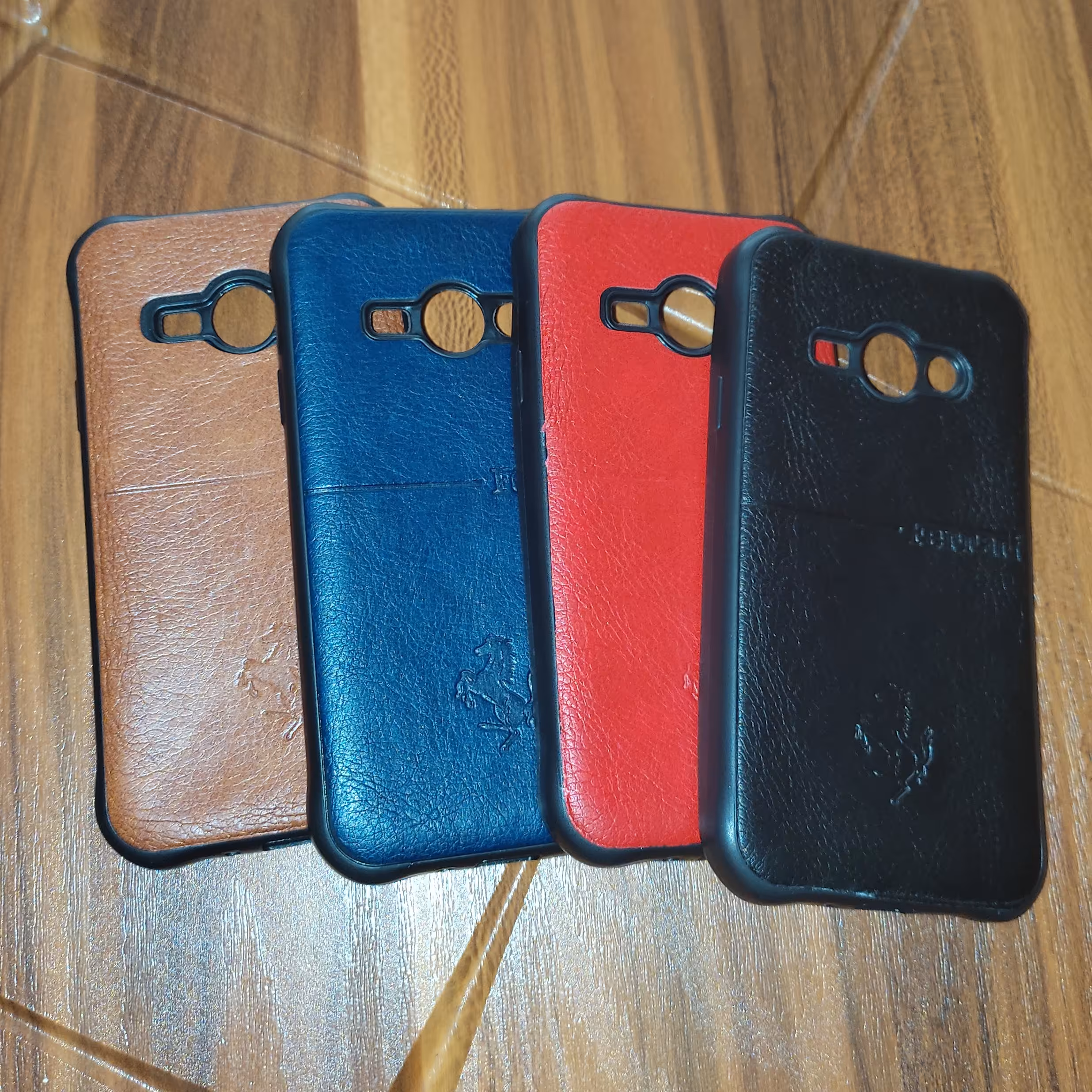 کاور چرمی سامسونگ J110/j1 ace