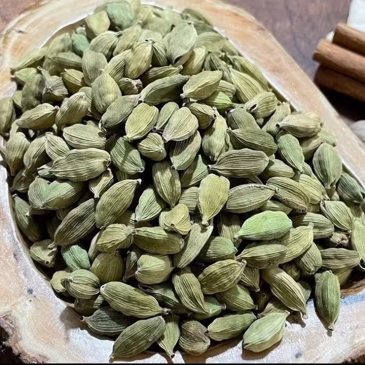 هل سبز اعلا در بسته های 50گرمی فوق العاده خوش عطر