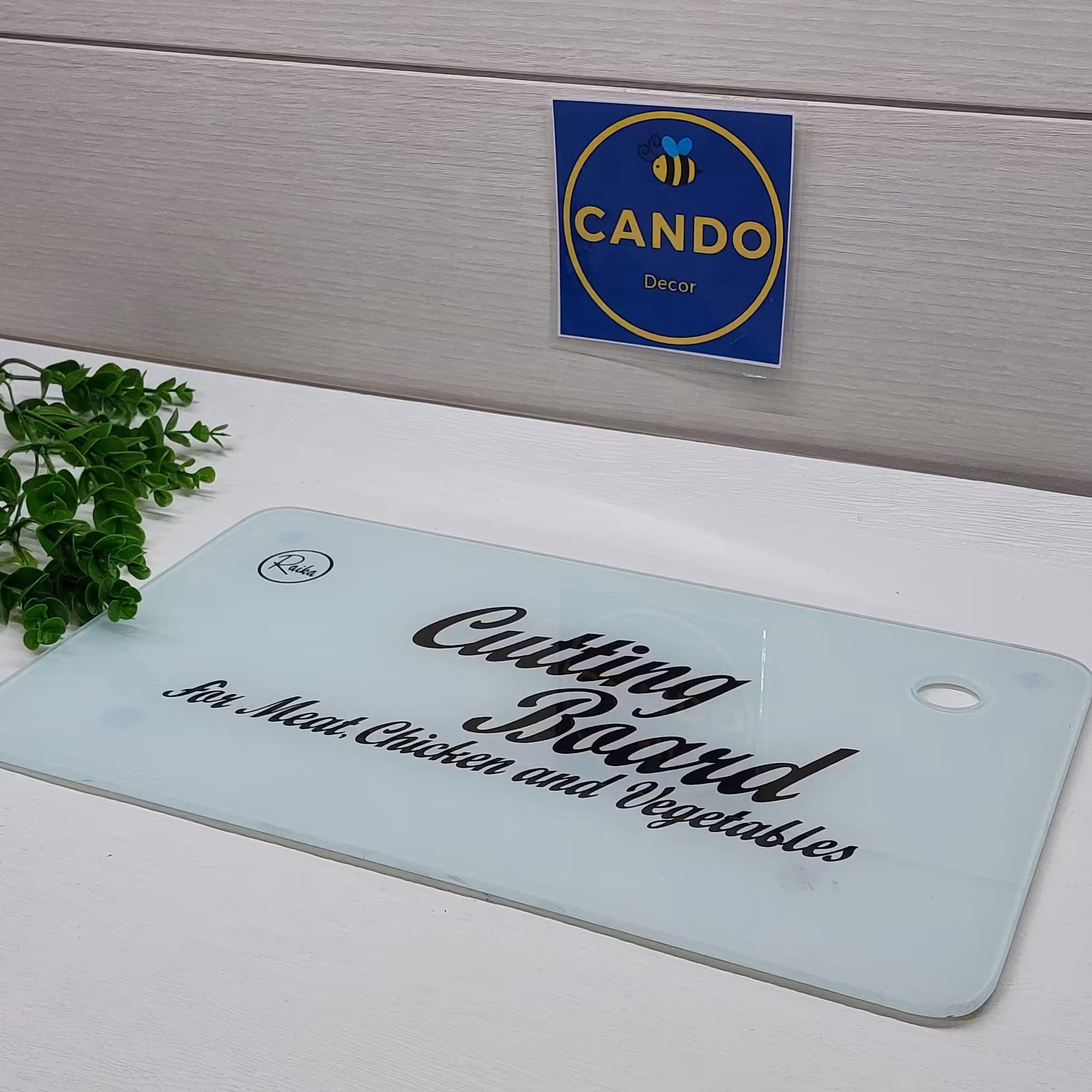 تخته گوشت شیشه ای نشکن سفید رایکا