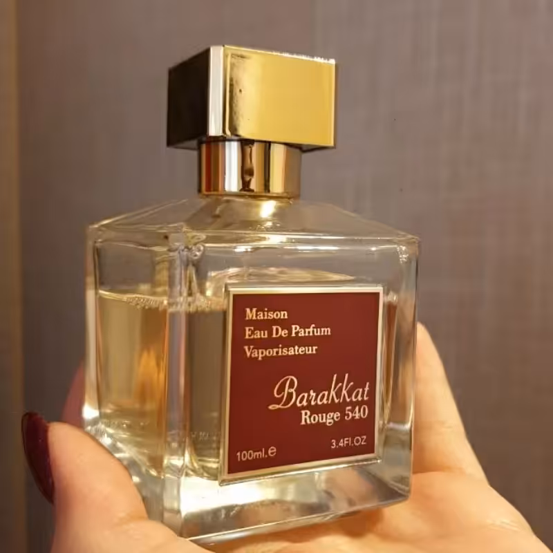 عطر باکارات رژ 540