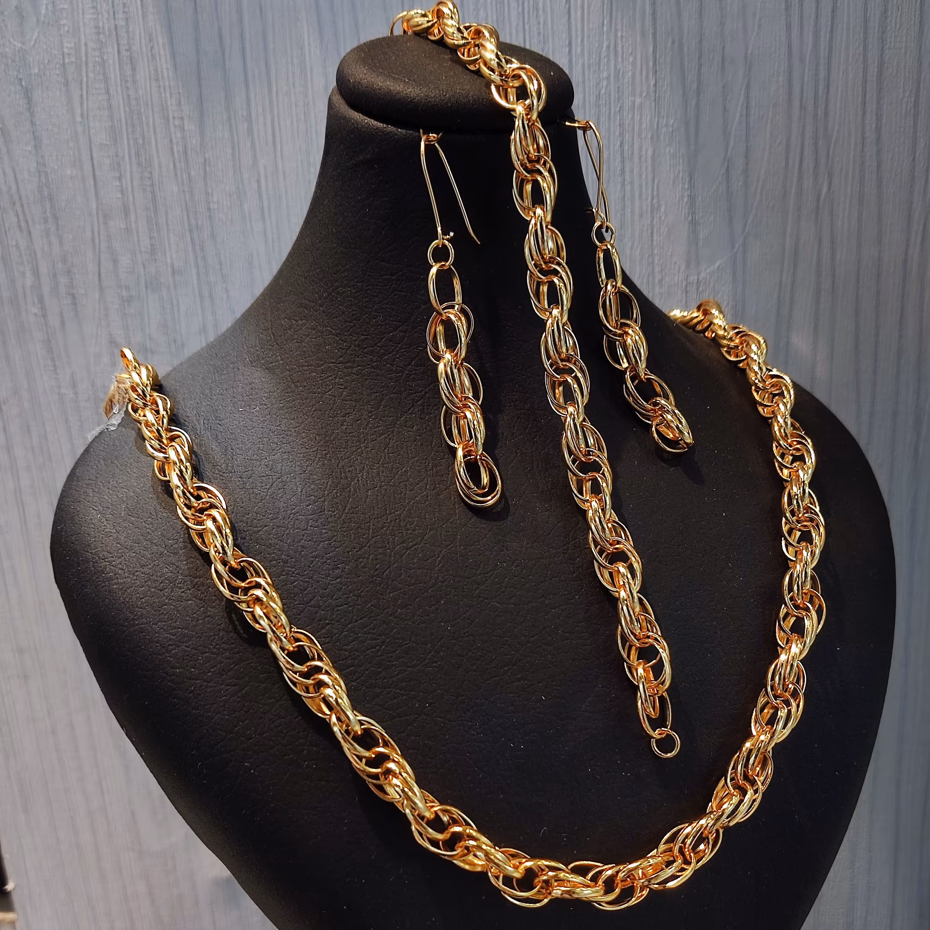 سرویس بافت طرح طلا رنگ ثابت