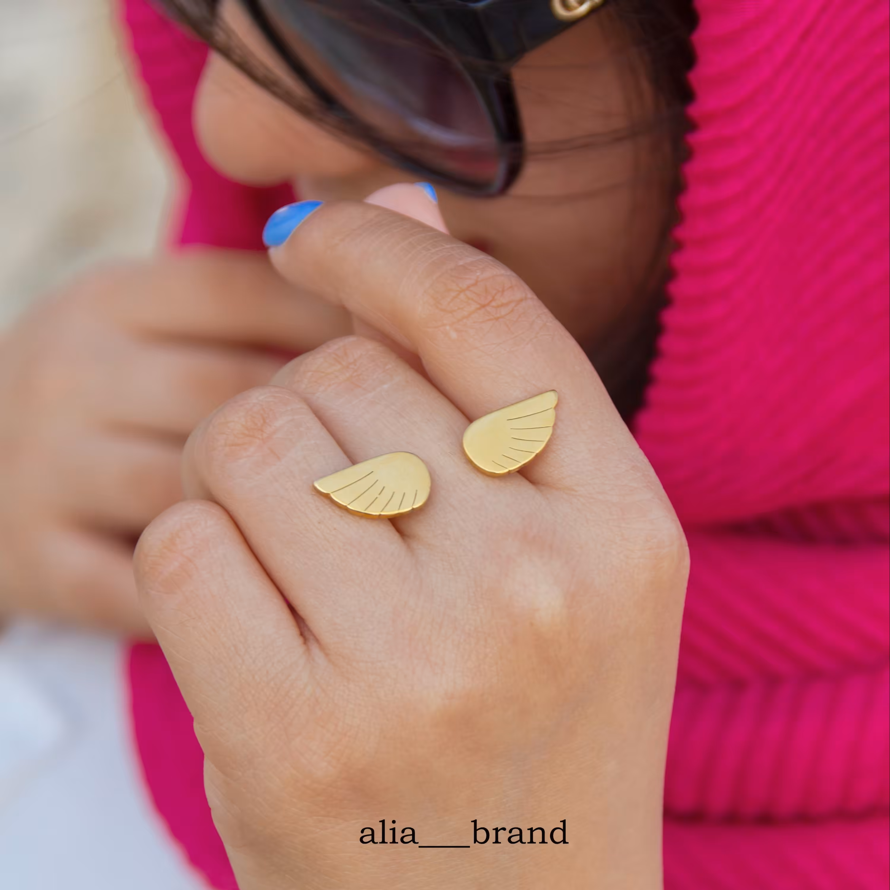 انگشتر طرح بال فرشته از جنس استیل با کیفیت فوق العاده عالی با آبکاری قوی