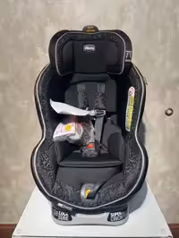 صندلی ماشین کودک چیکو مدل نکست فیت زیپ ای ایکس  36-0 کیلوگرم    chicco next fit zip ix