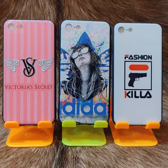 کاور  و  محافظ  مخصوص  ایفون 8 و 7  پلاستیکی در3 طرح 