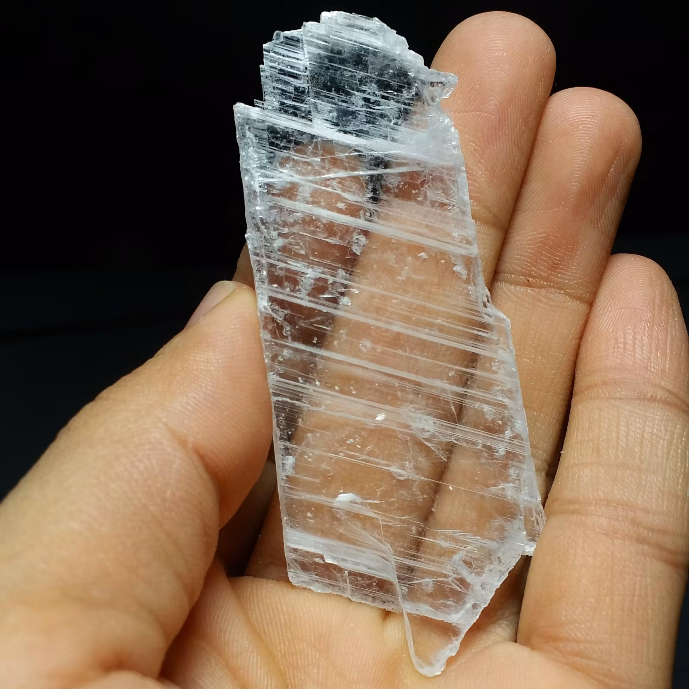 اسلایس سنگ راف ژیپس پلکانی شفاف خاص
 100 در 100 طبیعی شاهکار خلقت
کد 10831