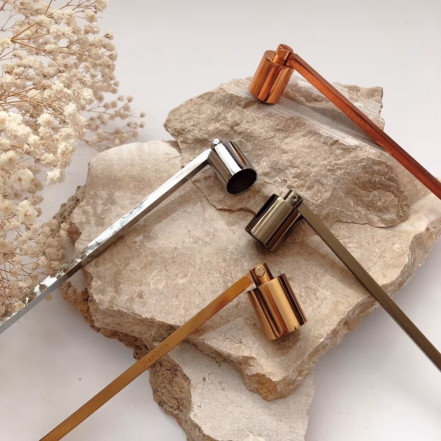 اسنافر فلزی  رنگ زیتونی یا شمع خاموش کن برای خاموش کردن صحیح شمع