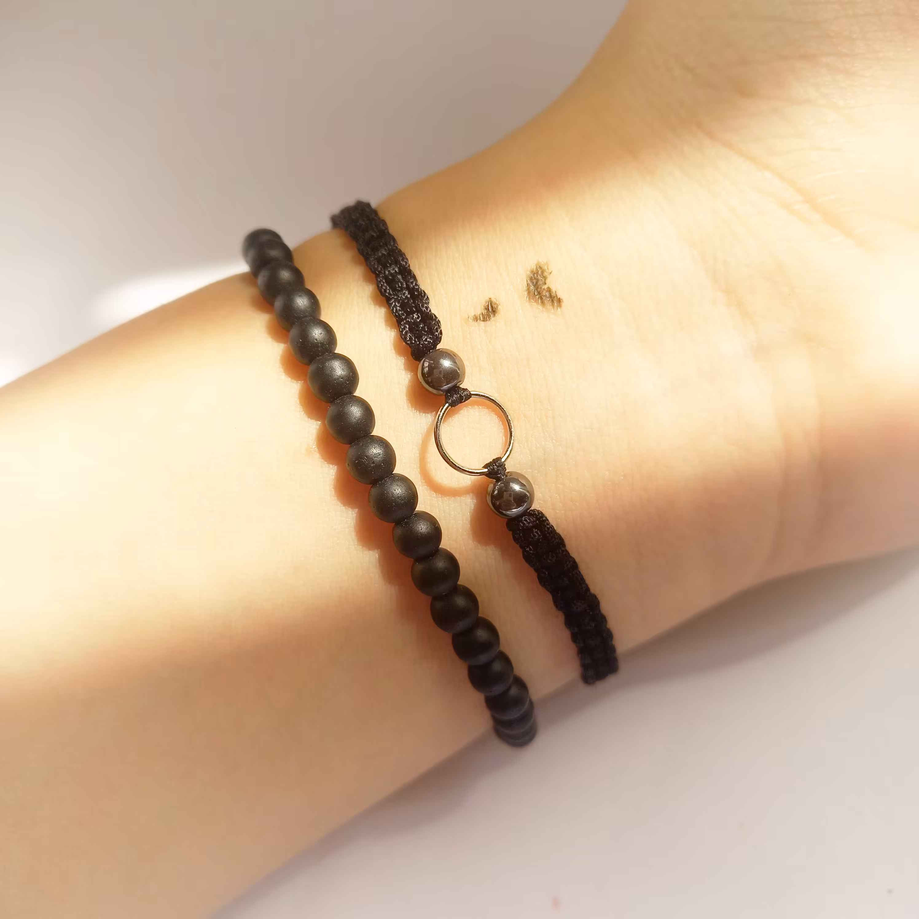 دستبند دوتایی بافت و حلقه و اونیکس ریز مات