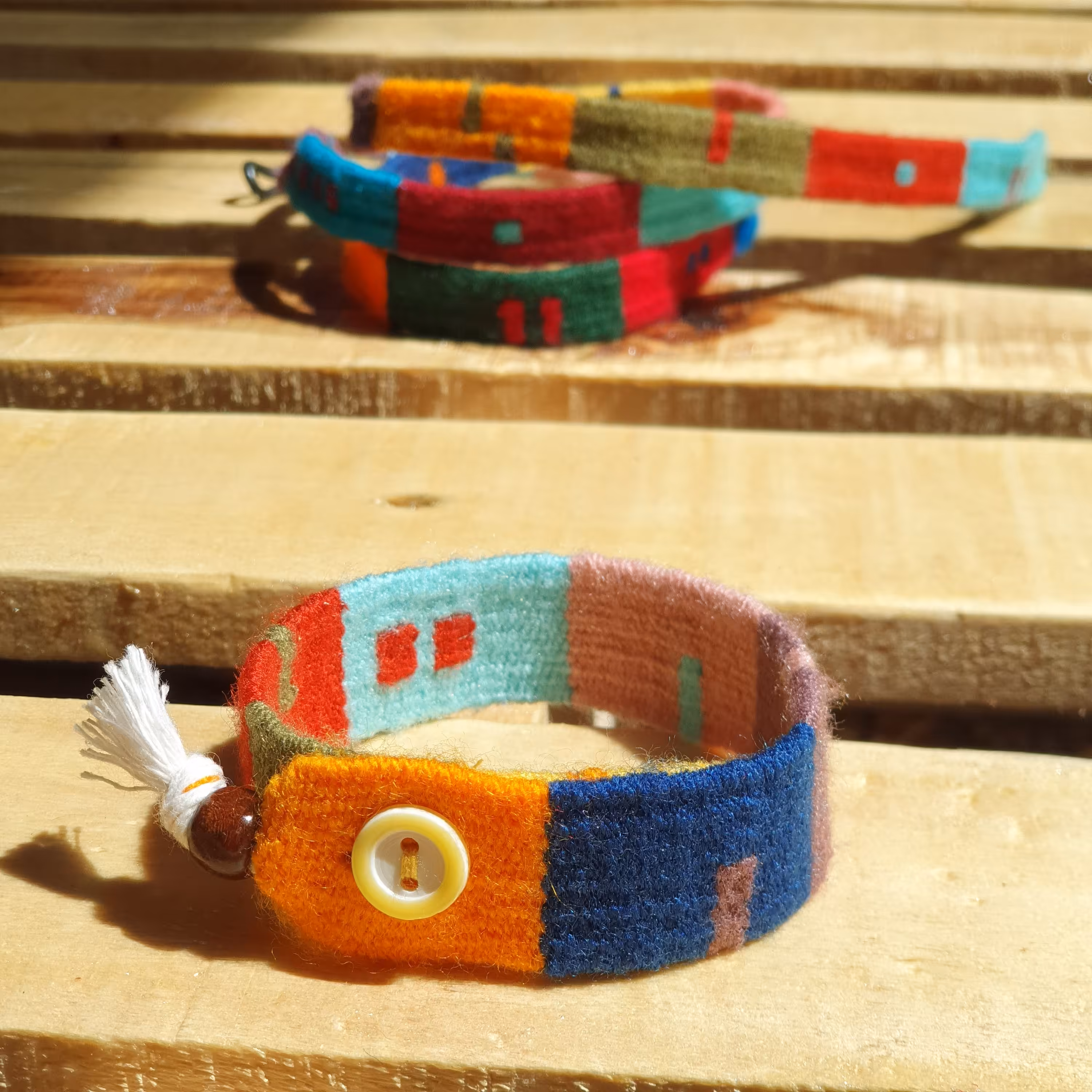 دستبندگلیمی رنگی 