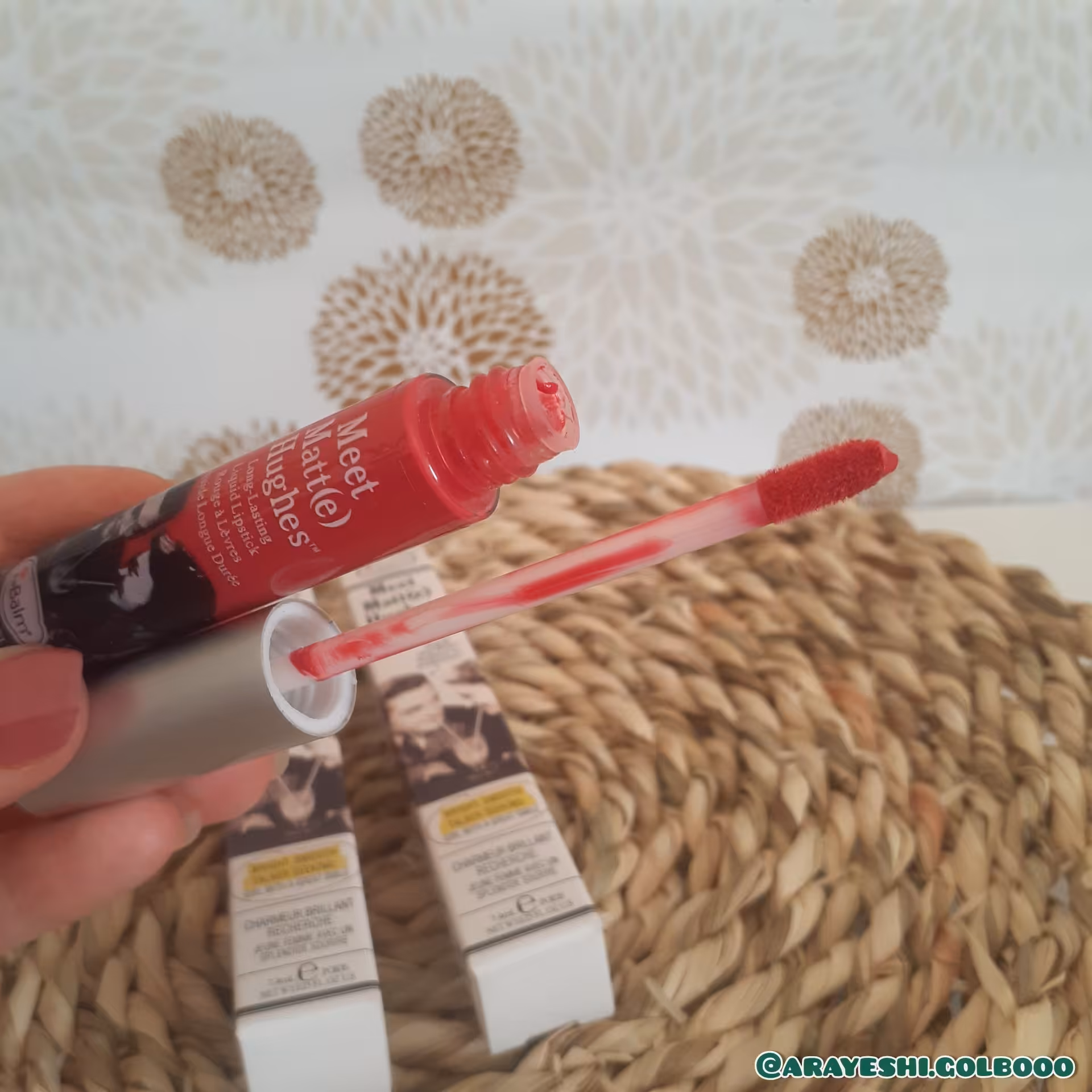 رژ لب مایع میت بالم، رژ مایع صورتی با طراحی فانتزی