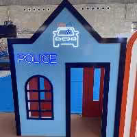 اسباب بازی مشاغل مدل ایستگاه پلیس کد 6183557