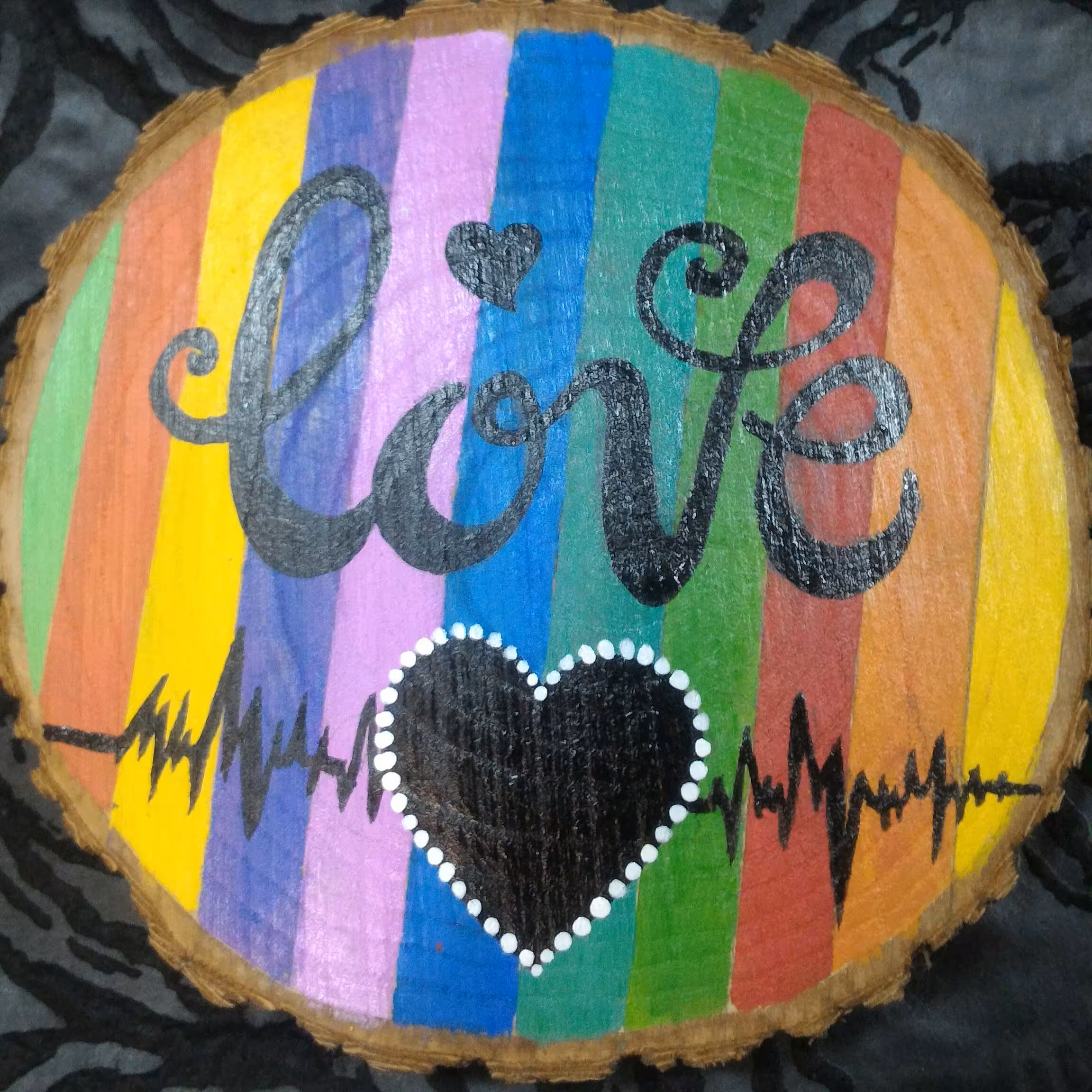 چوب نقاشی شده با رنگ های اکرولیک و ضد آب.طرح کار اسپرت و فانتزی میباشد
وزن:150 گرم
سایز:متوسط
رنگ:ترکیبی