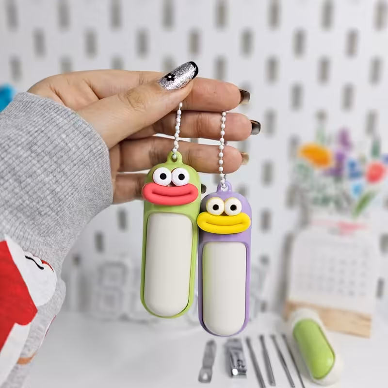 پک دوکاره گوش پاکن و ناخنگیر