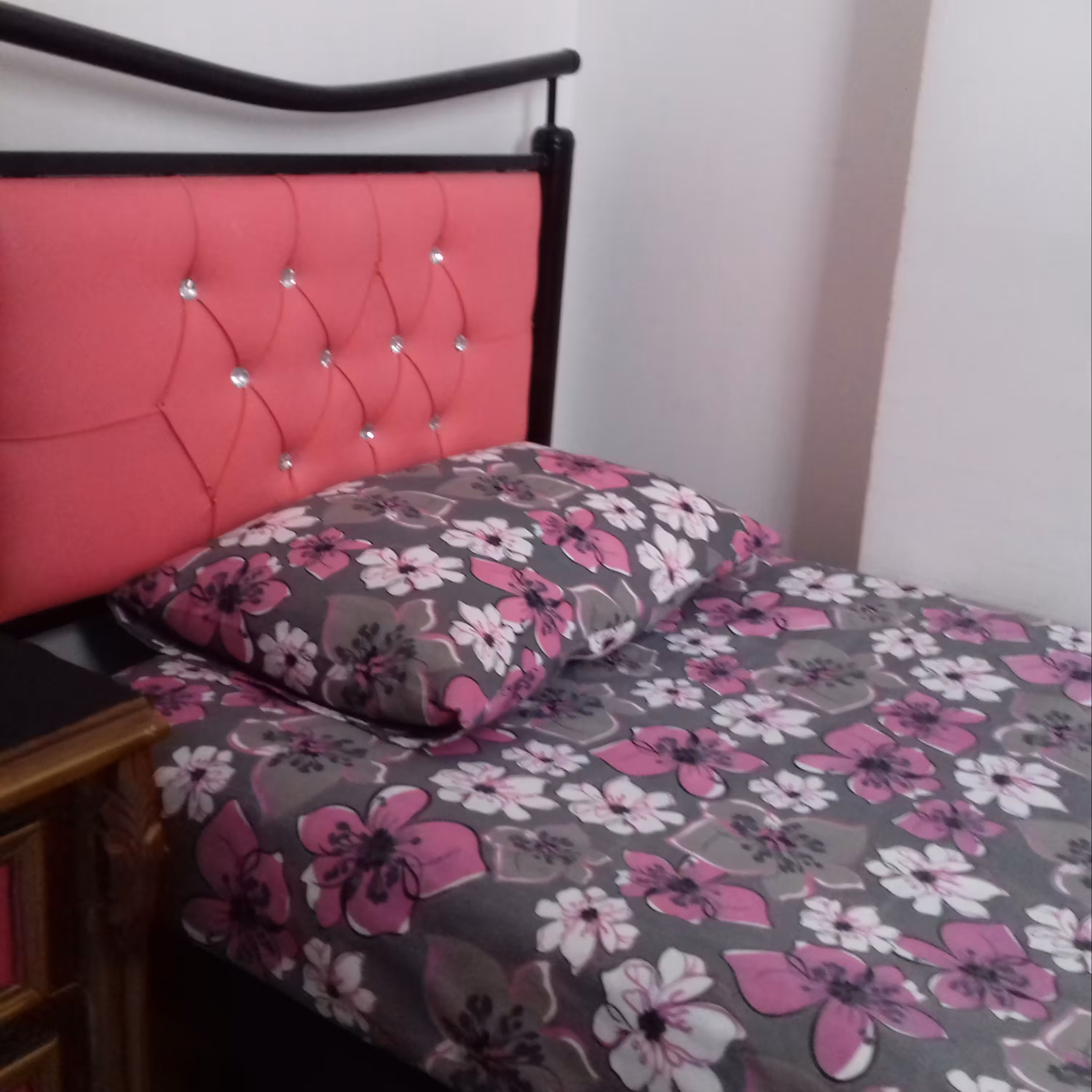 سرویس رویه تختی یک نفره دو تکه