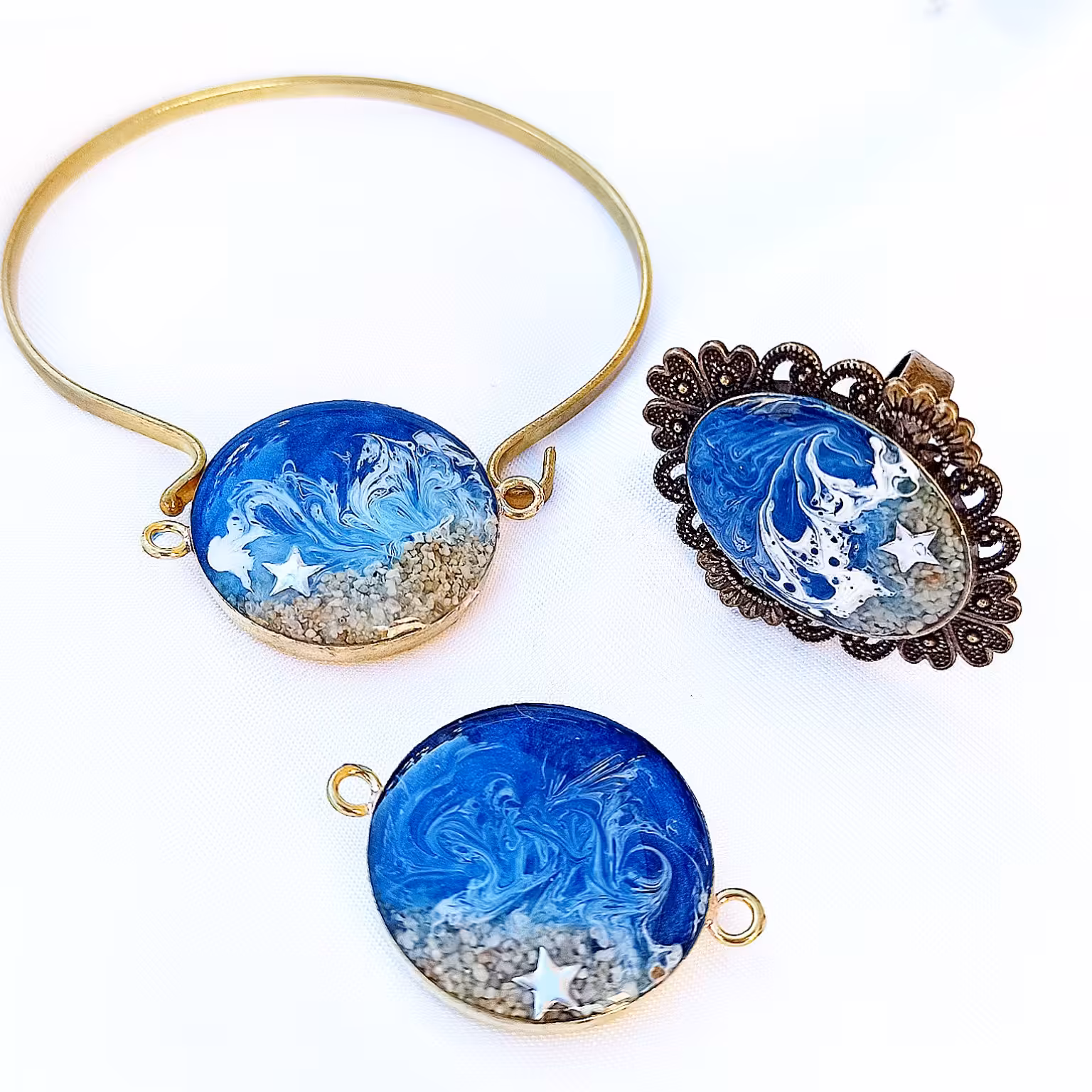 زیورآلات رزینی. بسیار سبک. رنگ دلخواه 