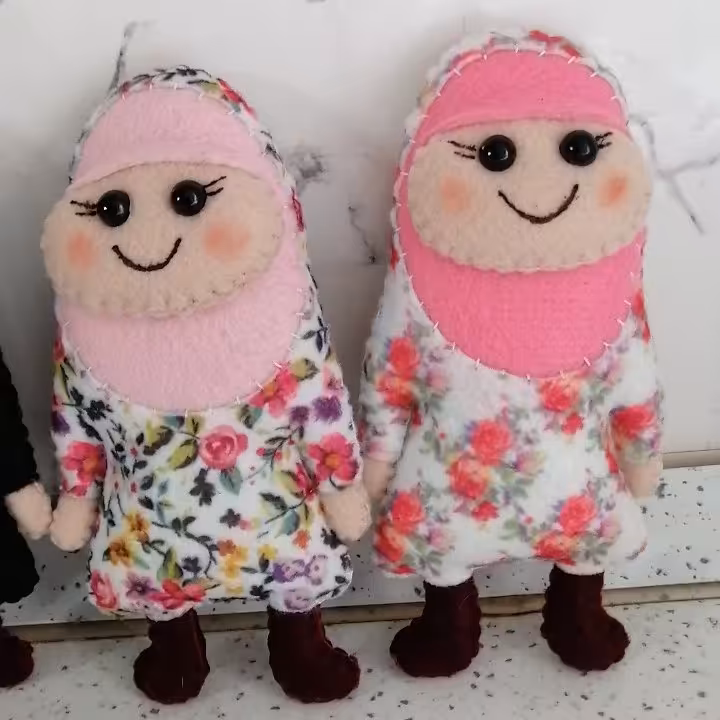 گیفت دختران بانمک باچادررنگی