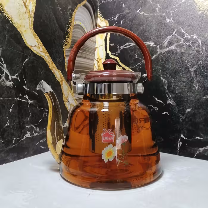 کتری پیرکس 1800سی سی خارجی پذیرایی دارای جعبه کادوئی تهیه شده ازبهترین مواداولیه