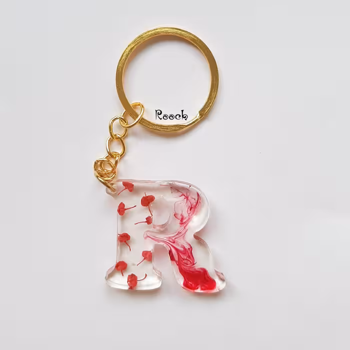 جاسوییچی حروف انگلیسی . حرف R  آویز مناسب کیف و کوله و کلید و آیینه خودرو