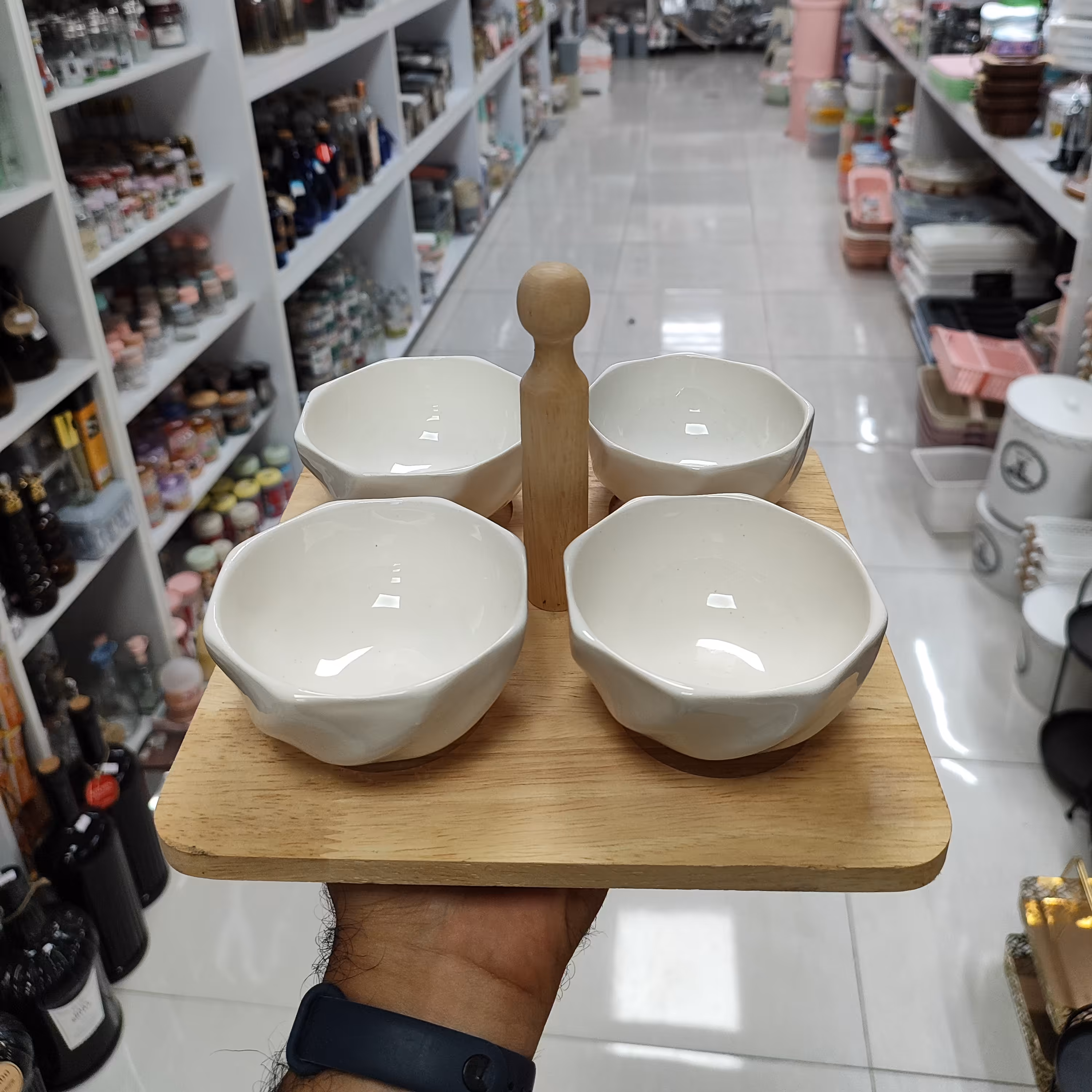 اردو خوری پایه چوبی 4 خانه