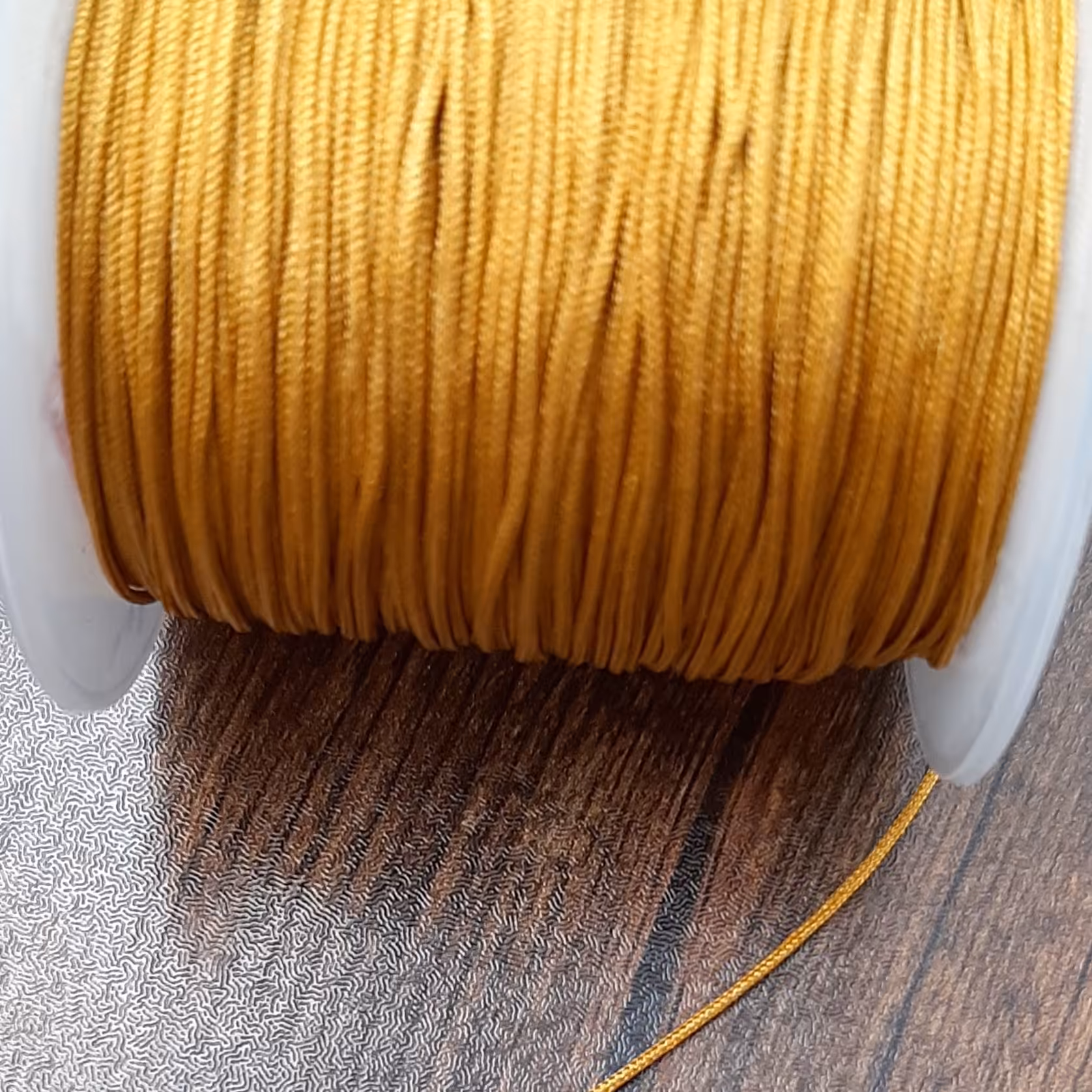 نخ دستبندی طلایی ده متری