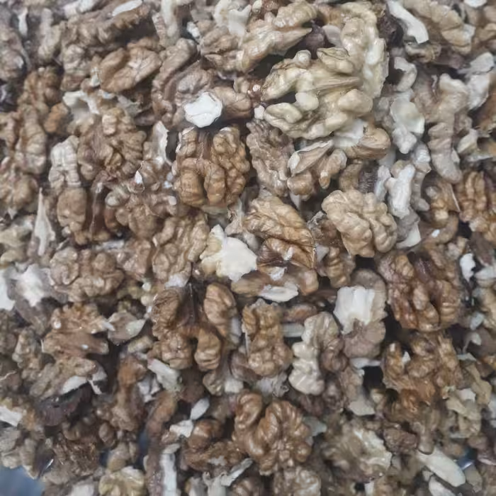 خشکبارنازگل 
مغزگردوی فسنجانی عالی بسیارچرب (1000)گرمی