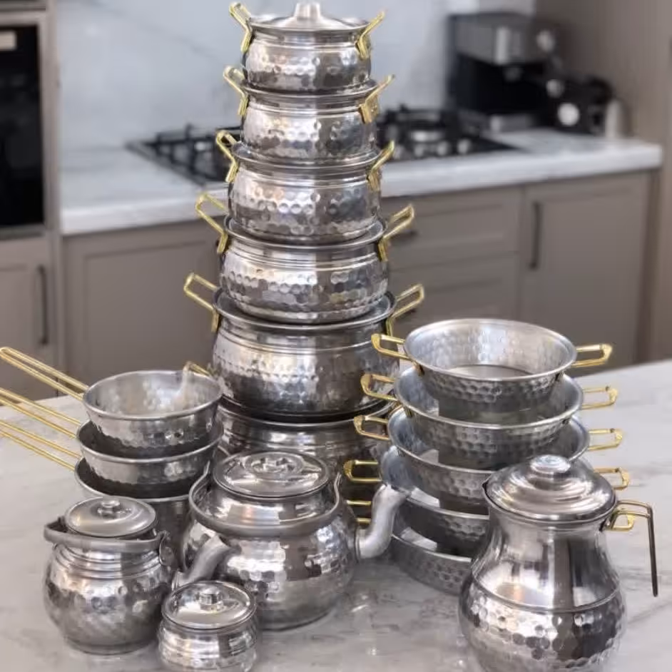 سرویس قابلمه روحی 28پارچه چکشی دسته طلایی