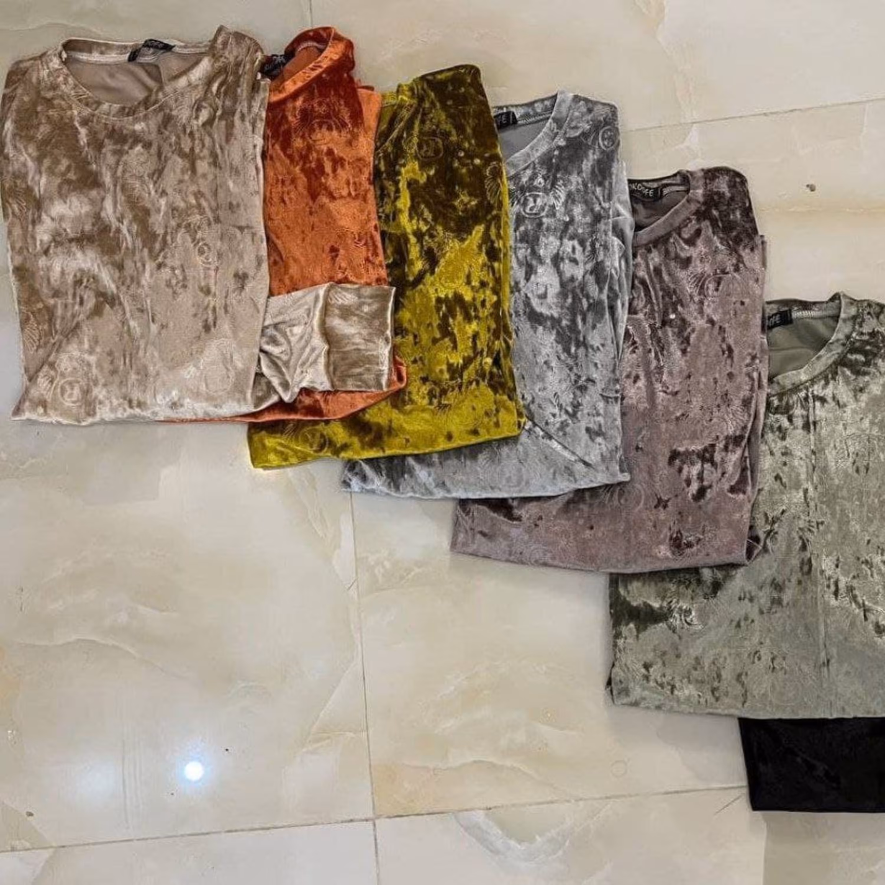 بلوز شلوار  جنس مخمل آیینه ای