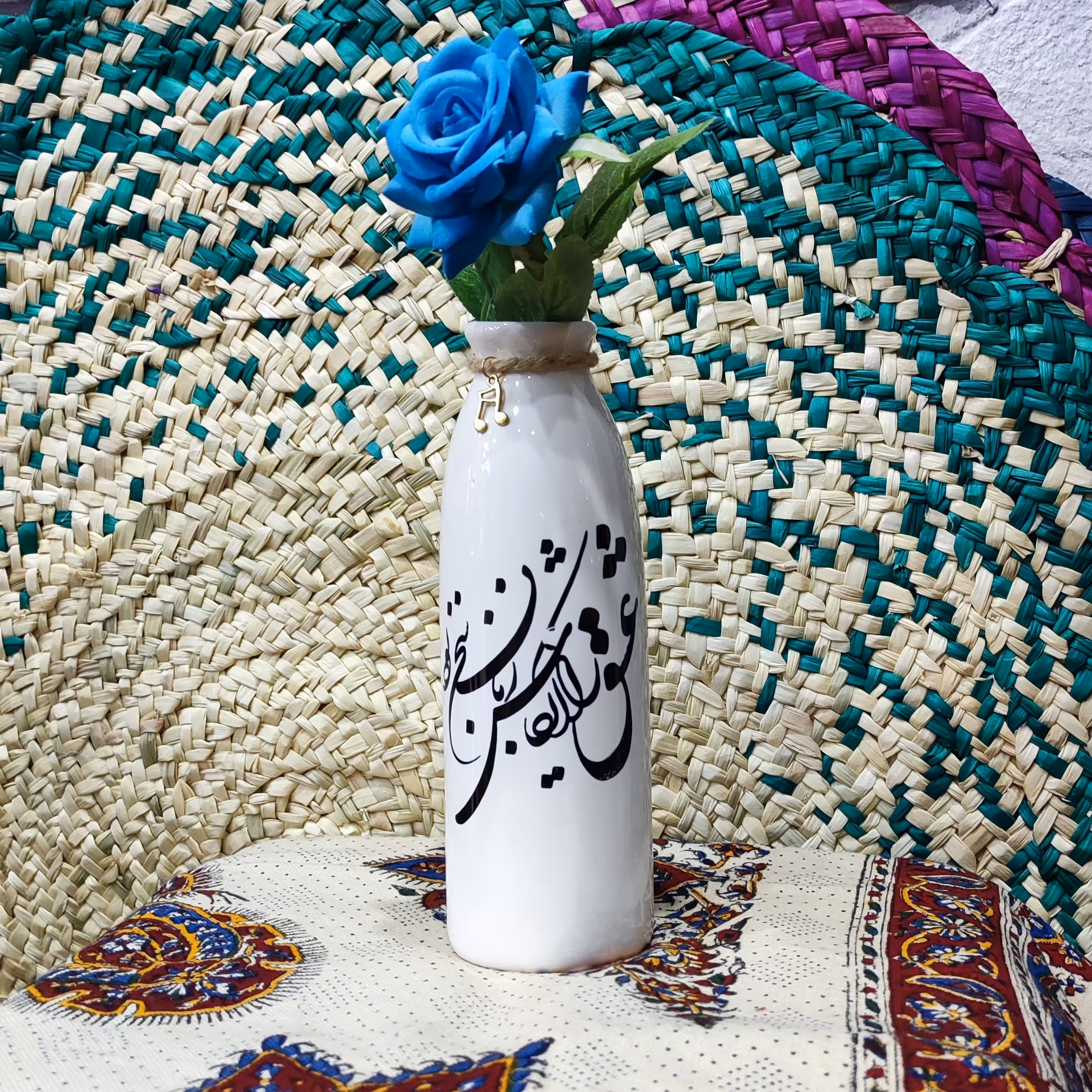 گلدان سرامیکی مدل نیلوفر 21 سانتی 