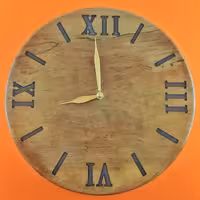 ساعت تمام چوب گردو اعداد یونانی، ریختگری رزین با رنگ شب 
قطر 30cm  
قابل سفارش در ابعاد و رنگ دلخواه 