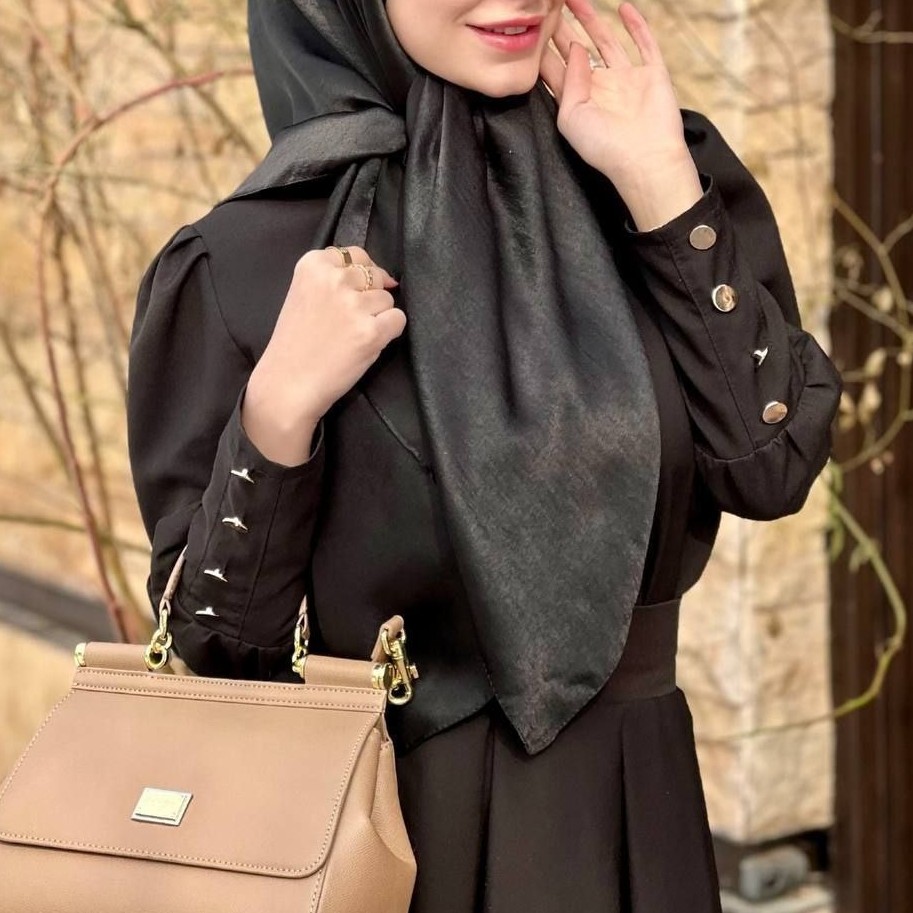 روسری واکسی شاین قواره 115 متوسط تکرنگ مشکی 