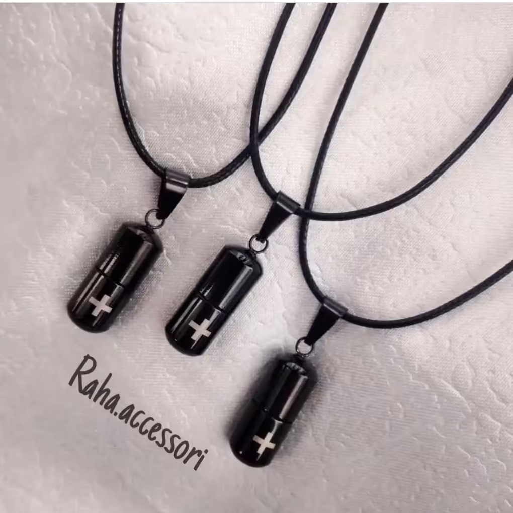 گردنبند کپسول