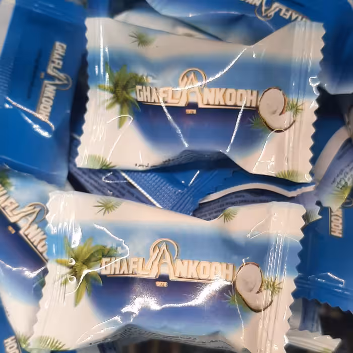 شکلات نارگیلی قافلاکوه  آجیل و خشکبار بادامک 