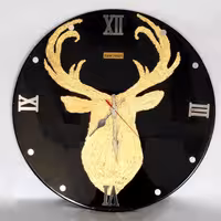 ساعت دیواری رزینی قطر 50 سانت رنگ مشکی طلایی