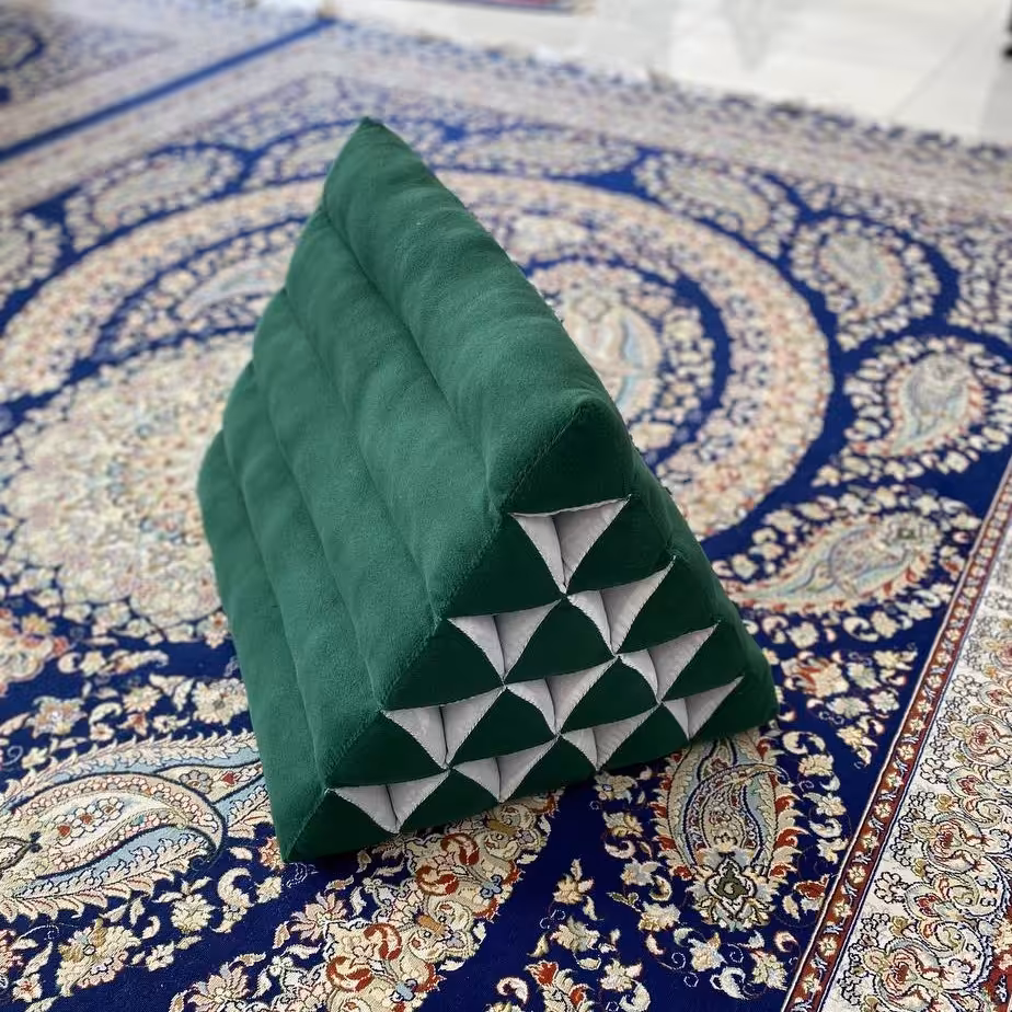 پشتی سه بعدی سبز 