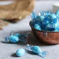آبنبات نعنایی یخی (بن بن آیس) مینو (بسته یک کیلویی)