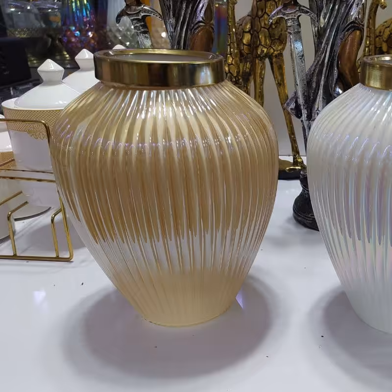 گلدان طوق برنجی گلدان طوق طلایی  سنگی 