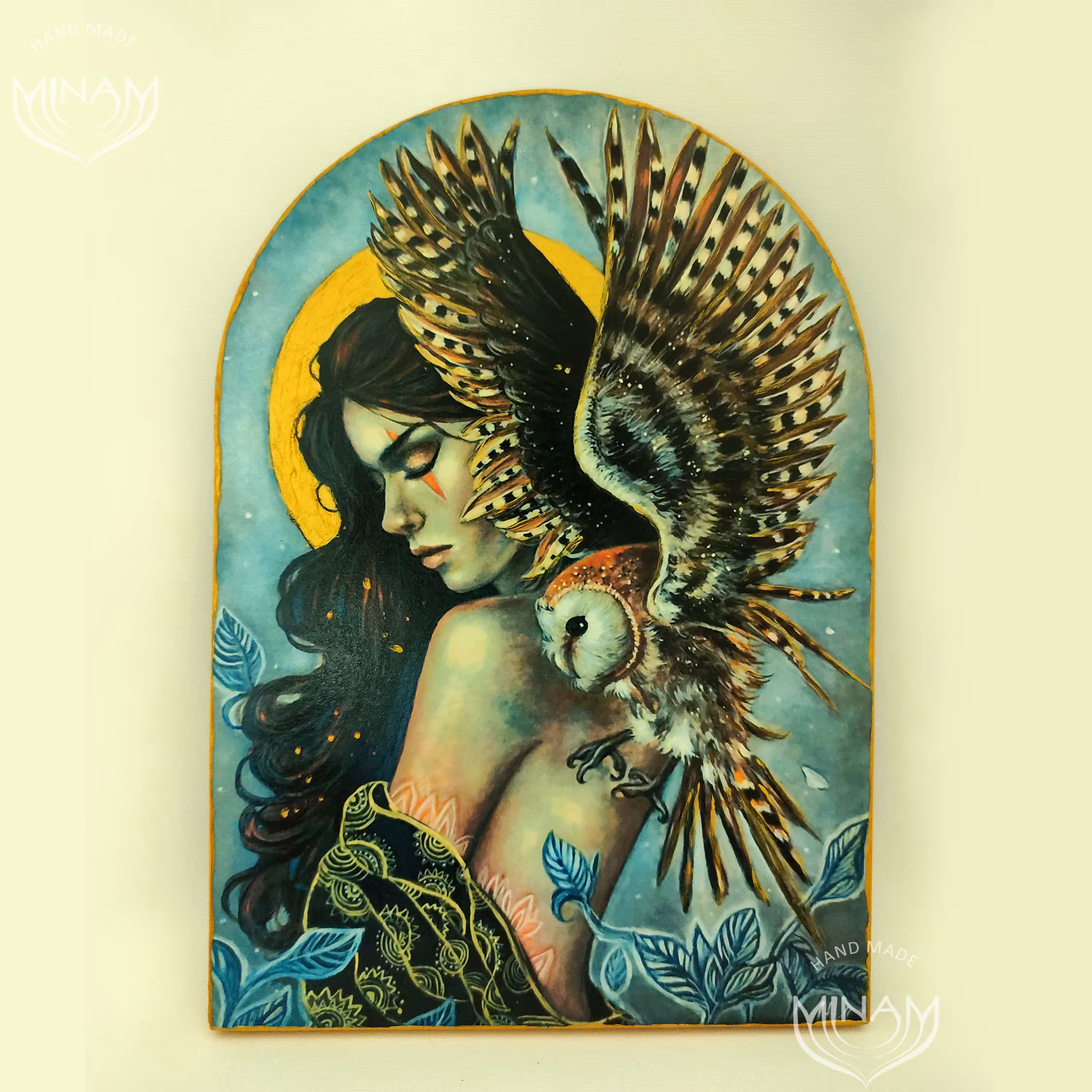 تابلو دیوارکوب دختر جغد و خورشید طلایی دست ساز