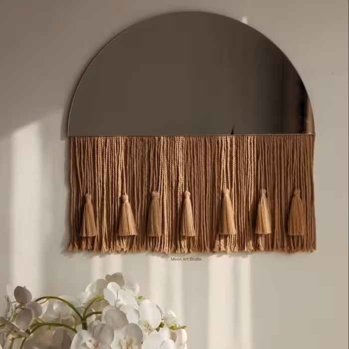 آینه دکوراتیو مکرومه بافی طرح نیم دایره قطر آینه 26 سانتی متر 