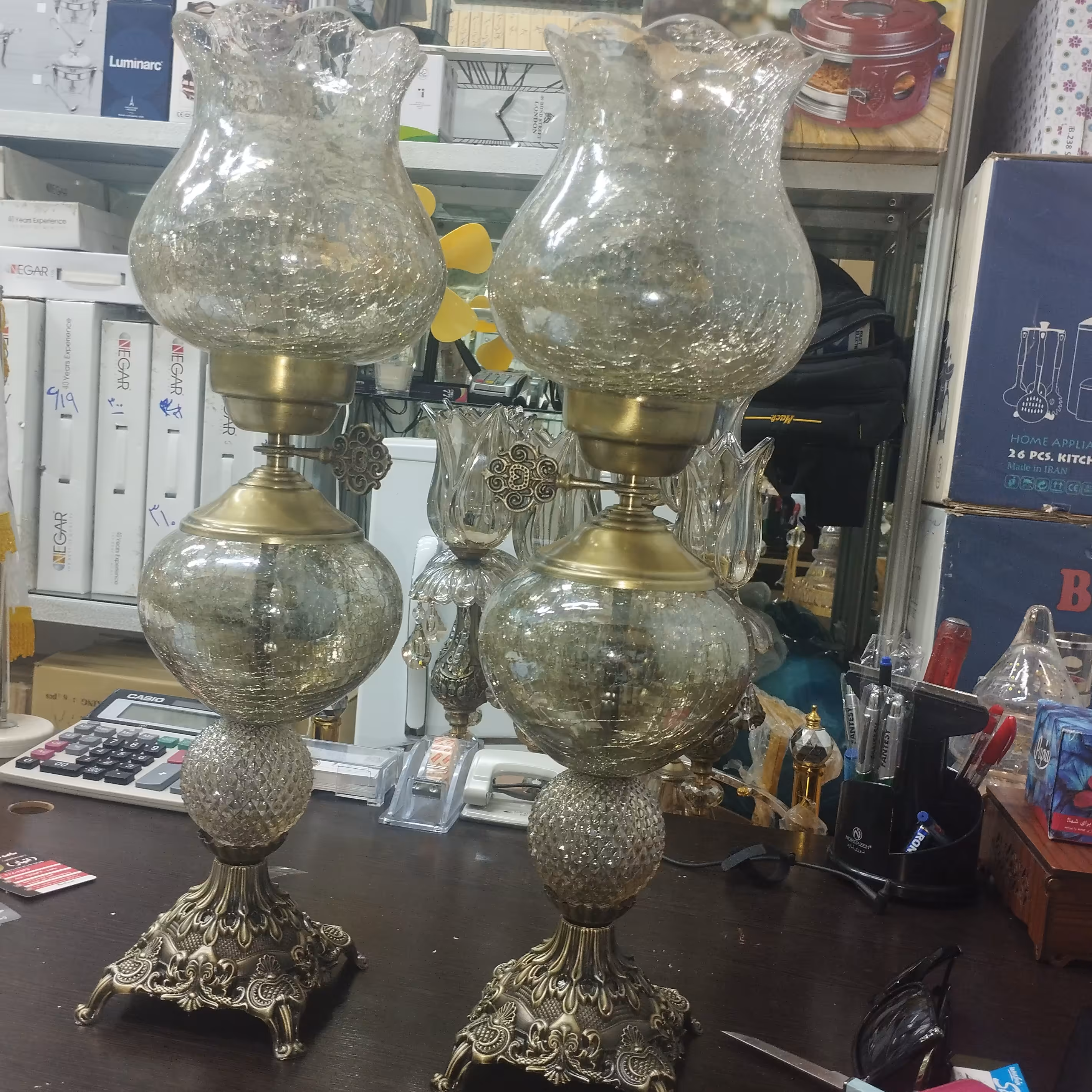 شمعدان ایستاده سایز بلند طرح لاله رنگ شیشه شامپانی